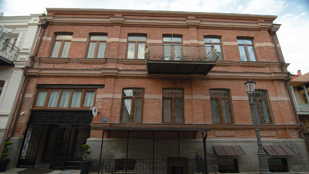 Boutique Hotel Manufactura Tbilisi Buitenkant foto