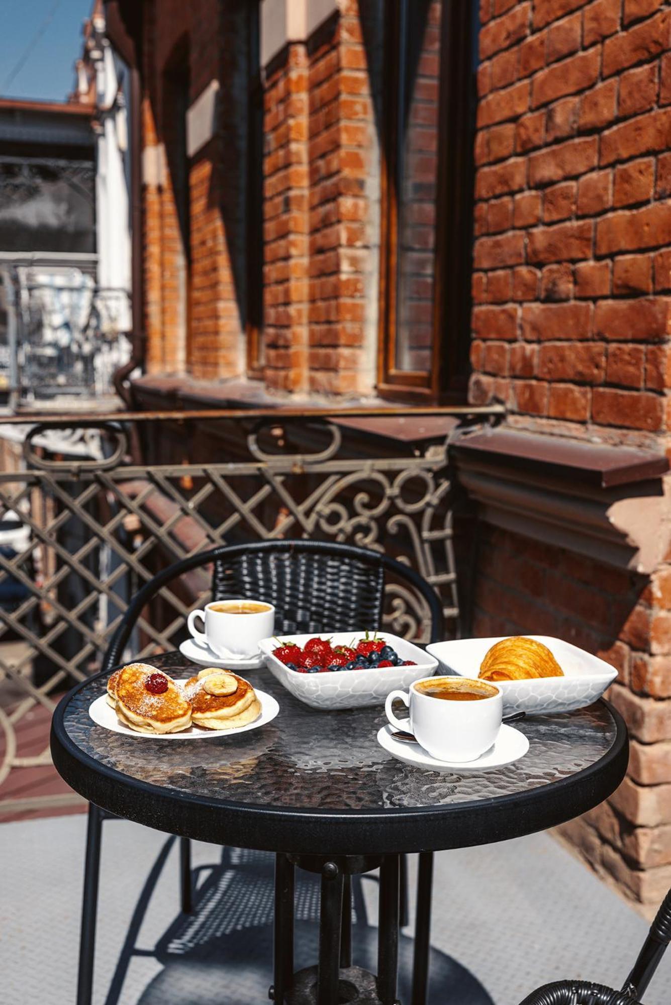 Boutique Hotel Manufactura Tbilisi Buitenkant foto