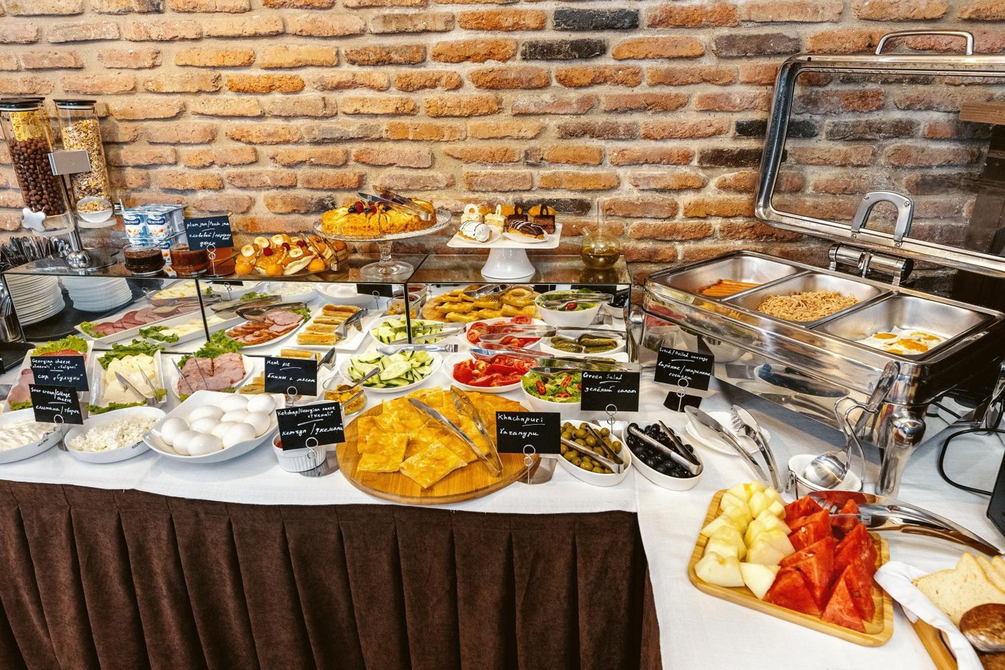 Boutique Hotel Manufactura Tbilisi Buitenkant foto