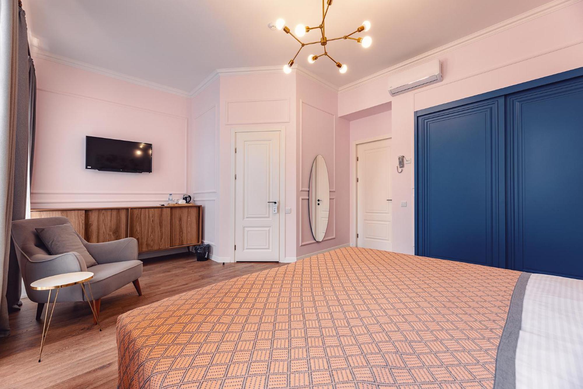 Boutique Hotel Manufactura Tbilisi Buitenkant foto