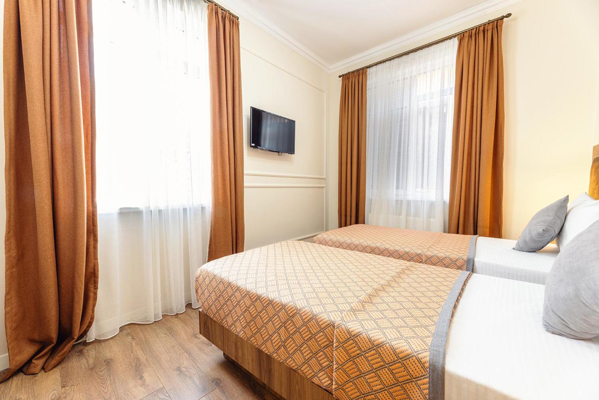 Boutique Hotel Manufactura Tbilisi Buitenkant foto